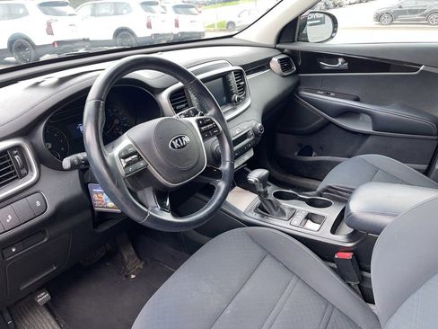 Used 2020 Kia Sorento LX w/ LX I4 Convenience Package AWD/4WD image 6