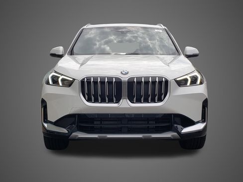 New 2026 BMW X1 xDrive28i w/ Convenience Package AWD/4WD image 2