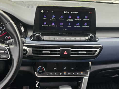 Used 2023 Kia Seltos S w/ Navigation Package FWD image 15