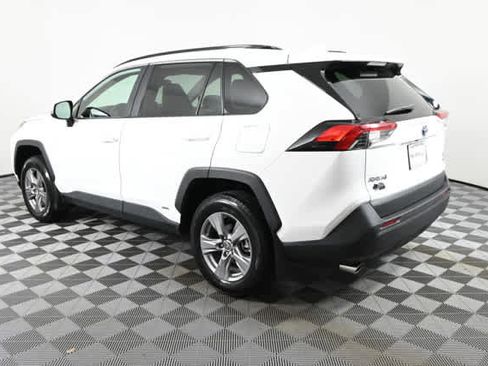 Used 2024 Toyota RAV4 XLE w/ Convenience Package image 8
