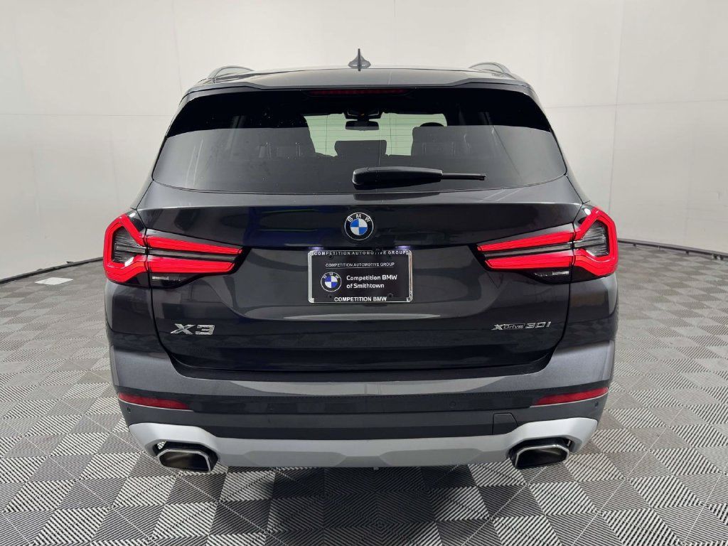 Used 2023 BMW X3 xDrive30i w/ Premium Package AWD/4WD image 9