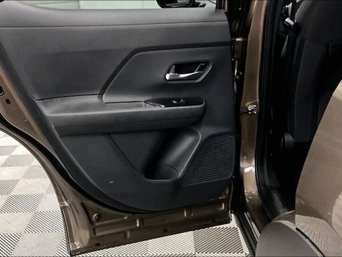 New 2026 Nissan Kicks SV w/ Cold Weather Package FWD image 33