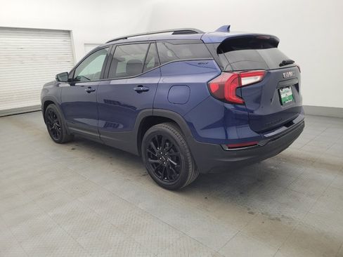 Used 2023 GMC Terrain SLT w/ Tech Package image 3