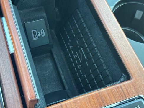 Used 2023 Lincoln Navigator Reserve AWD/4WD image 68