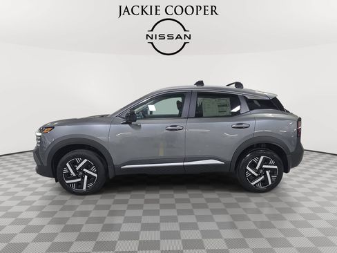 New 2026 Nissan Kicks SV w/ Cold Weather Package FWD image 8