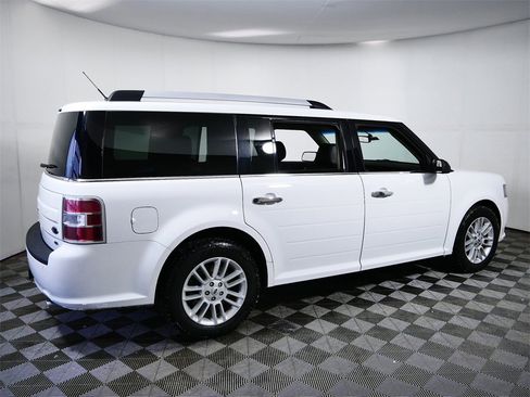 Used 2019 Ford Flex SEL w/ Equipment Group 202A image 10