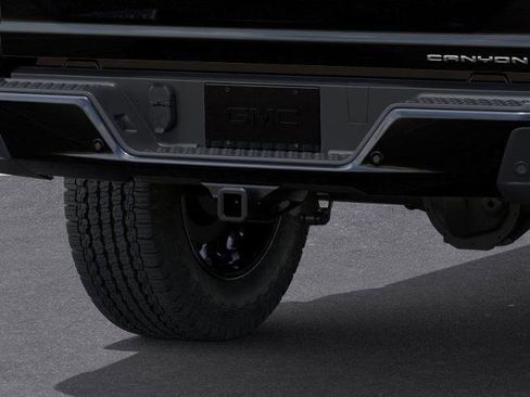 New 2026 GMC Canyon Denali image 14