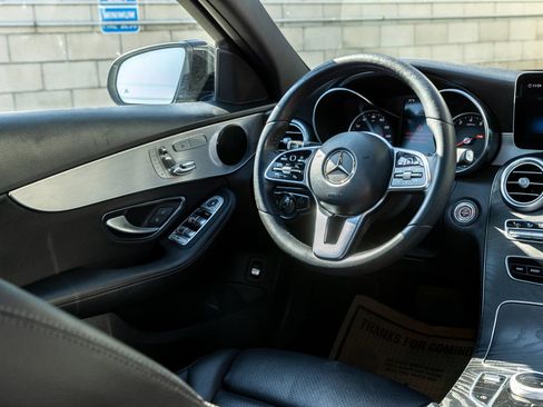 Used 2020 Mercedes-Benz C 300 Sedan image 27
