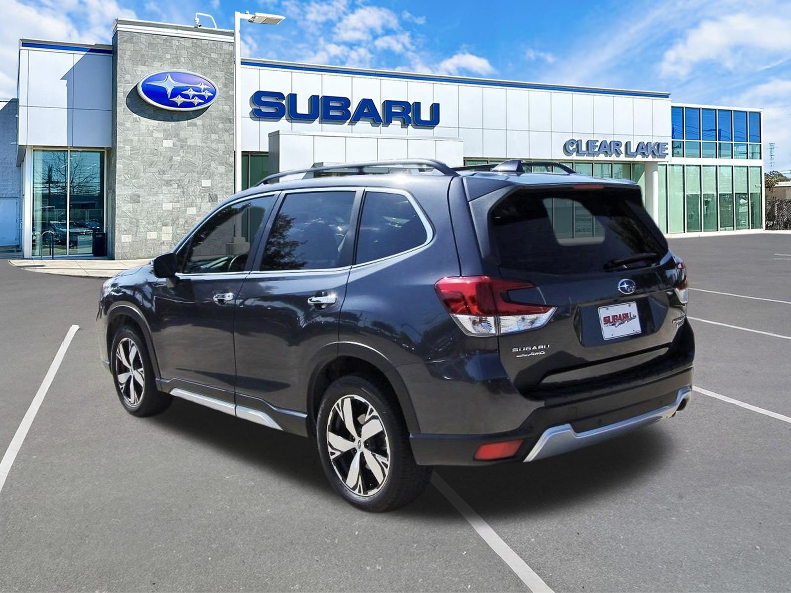 Used 2019 Subaru Forester Touring w/ Popular Package #3 AWD/4WD image 4