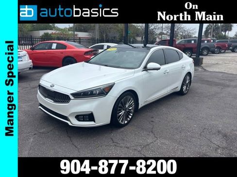Used 2019 Kia Cadenza Limited FWD image 1