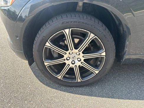 Used 2019 Volvo XC60 T5 Inscription w/ Protection Package Premier AWD/4WD image 12