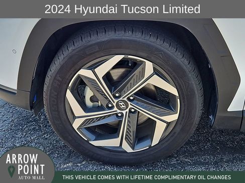 Used 2024 Hyundai Tucson Limited FWD image 16