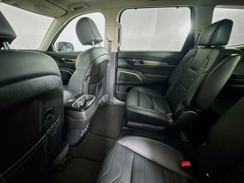 Used 2022 Kia Telluride SX w/ SX Prestige Package AWD/4WD image 24