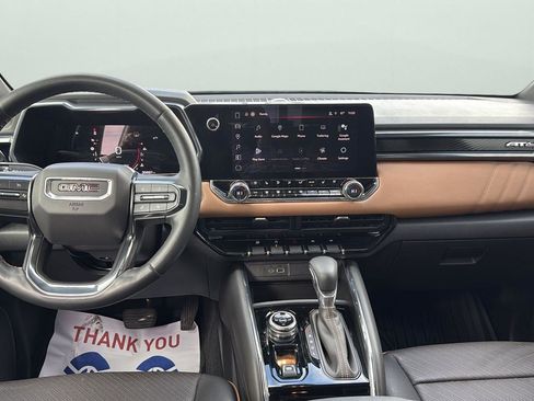 Used 2023 GMC Canyon AT4 w/ AT4 Premium Package image 20