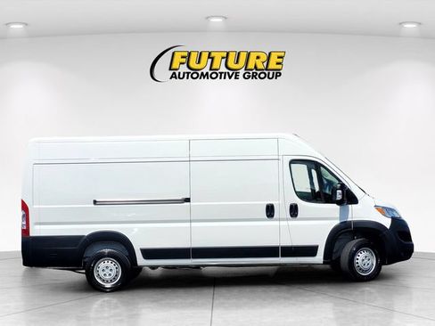 Used 2025 RAM ProMaster 3500 w/ Convenience Group FWD image 3