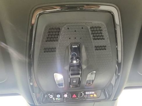 Used 2024 Cadillac Lyriq Luxury image 58