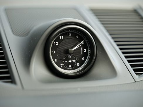 New 2026 Porsche Macan image 37