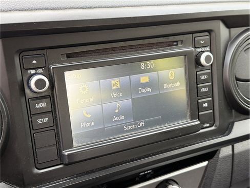 Used 2018 Toyota Tacoma SR RWD image 14