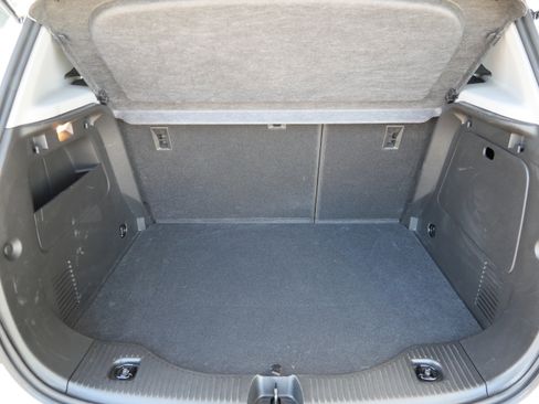 Certified 2022 Chevrolet Trax LT w/ LT Convenience Package image 10