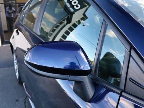 Used 2025 Toyota Corolla LE FWD image 11