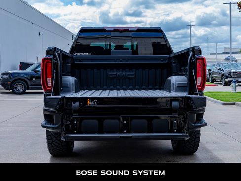 Used 2025 GMC Sierra 1500 AT4 w/ AT4 Premium Package AWD/4WD image 9