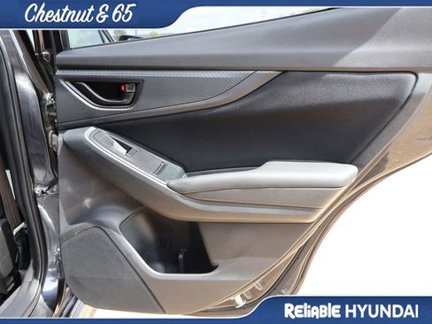 Used 2019 Subaru Crosstrek 2.0i w/ Eyesight System image 12