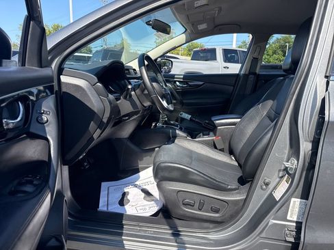 Used 2017 Nissan Rogue Sport SL AWD/4WD image 21