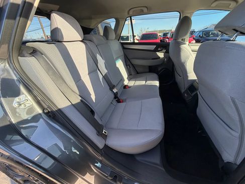 Used 2018 Subaru Outback 2.5i Premium AWD/4WD image 13