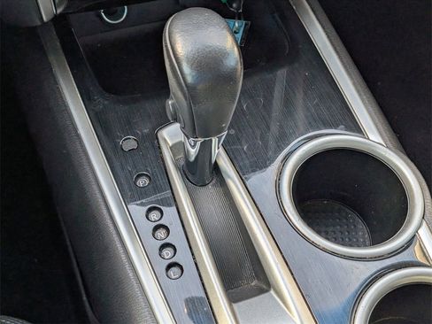 Used 2015 Nissan Pathfinder SV image 30