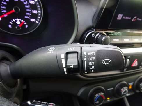 Used 2023 Kia Forte LXS w/ LXS Technology Package image 24