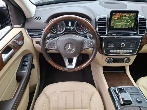 Used 2017 Mercedes-Benz GLS 450 4MATIC image 11