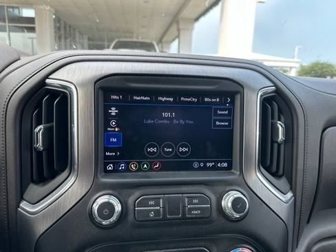 Used 2023 GMC Sierra 2500 Denali w/ Denali Ultimate Package AWD/4WD image 6