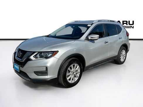 Used 2017 Nissan Rogue SV FWD image 3