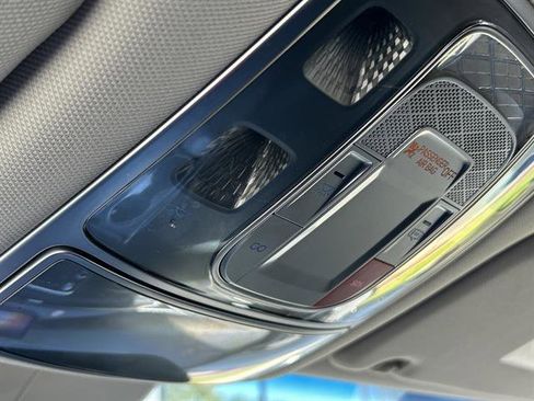 Used 2025 Genesis GV80 2.5T Standard image 18