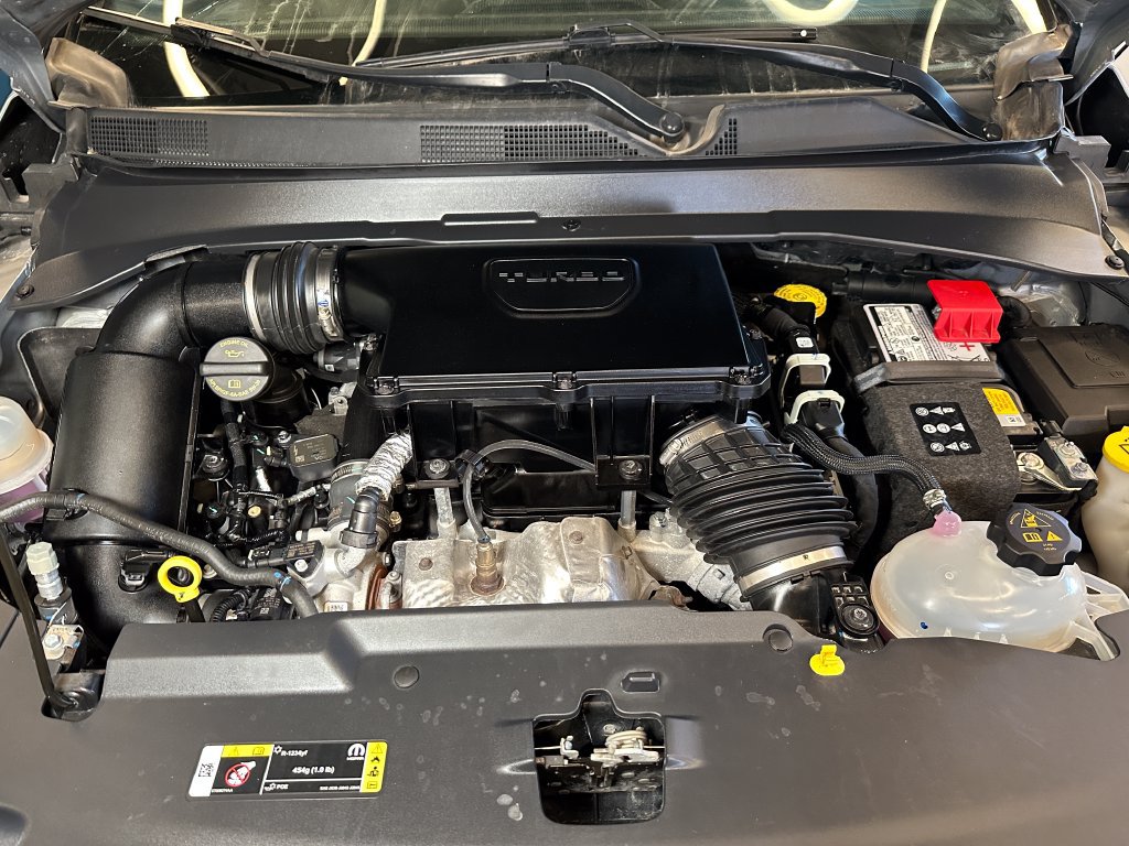 Used 2023 Jeep Compass Limited w/ Sun and Sound Group AWD/4WD image 23