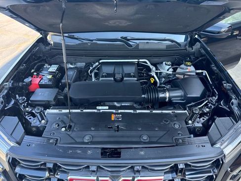 Certified 2023 GMC Canyon Elevation image 18