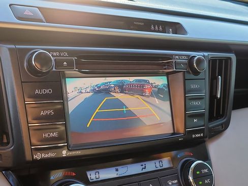 Used 2017 Toyota RAV4 XLE image 21