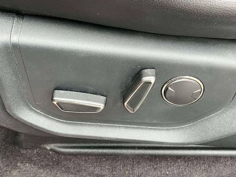 Used 2020 Ford F150 Raptor w/ Equipment Group 802A Luxury image 18