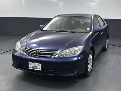 Used 2006 Toyota Camry LE FWD image 10