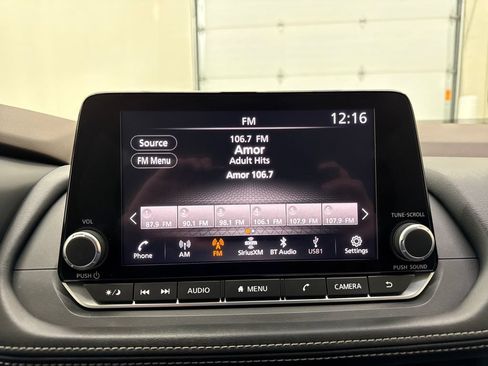 Used 2023 Nissan Rogue SV AWD/4WD image 19