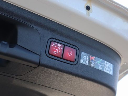 Used 2026 Mercedes-Benz GLE 350 4MATIC image 11