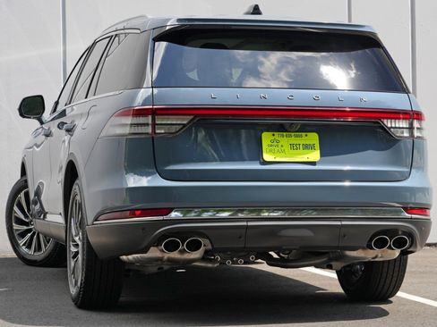 Used 2026 Lincoln Aviator AWD image 6