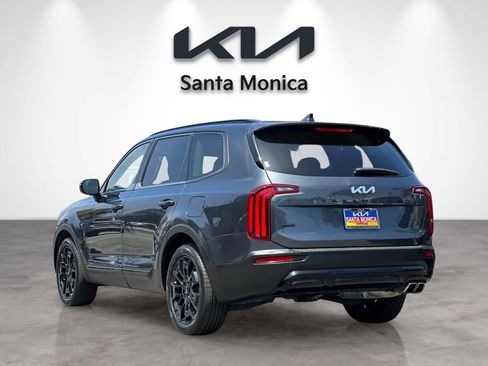 Certified 2022 Kia Telluride SX w/ SX Prestige Package AWD/4WD image 4