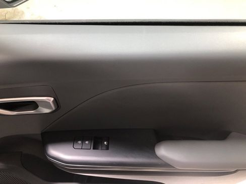 New 2025 Kia K4 LX image 14