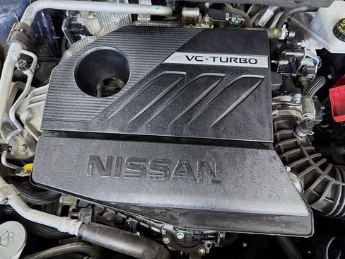 Used 2023 Nissan Rogue S image 39