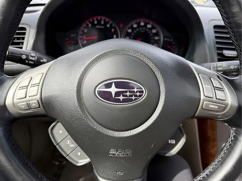 Used 2008 Subaru Outback 3.0R L.L. Bean AWD/4WD image 44