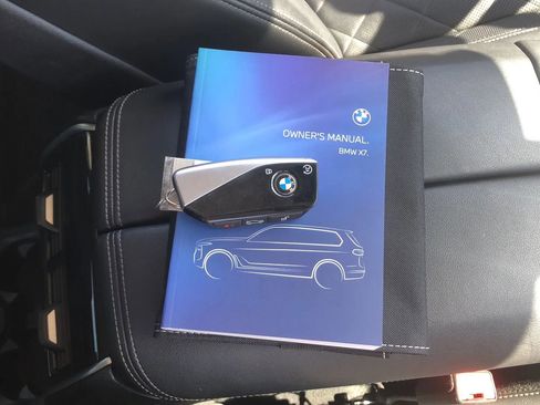 Used 2023 BMW X7 xDrive40i w/ Premium Package AWD/4WD image 63