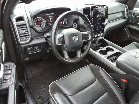 Used 2022 RAM 1500 Laramie AWD/4WD image 19