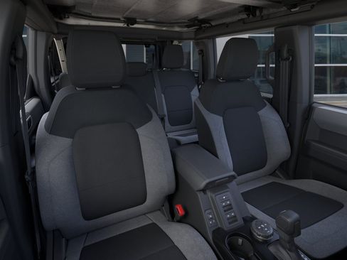 New 2026 Ford Bronco 4-Door image 12