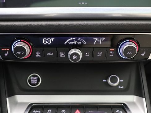 Used 2022 Audi Q3 2.0T Premium Plus image 24